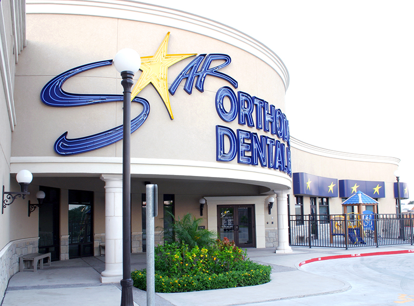 Star Plaza exterior entry